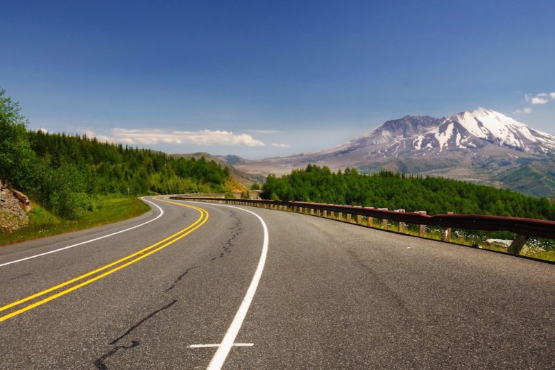 Frontview of a road in Washington with a mountain in the background